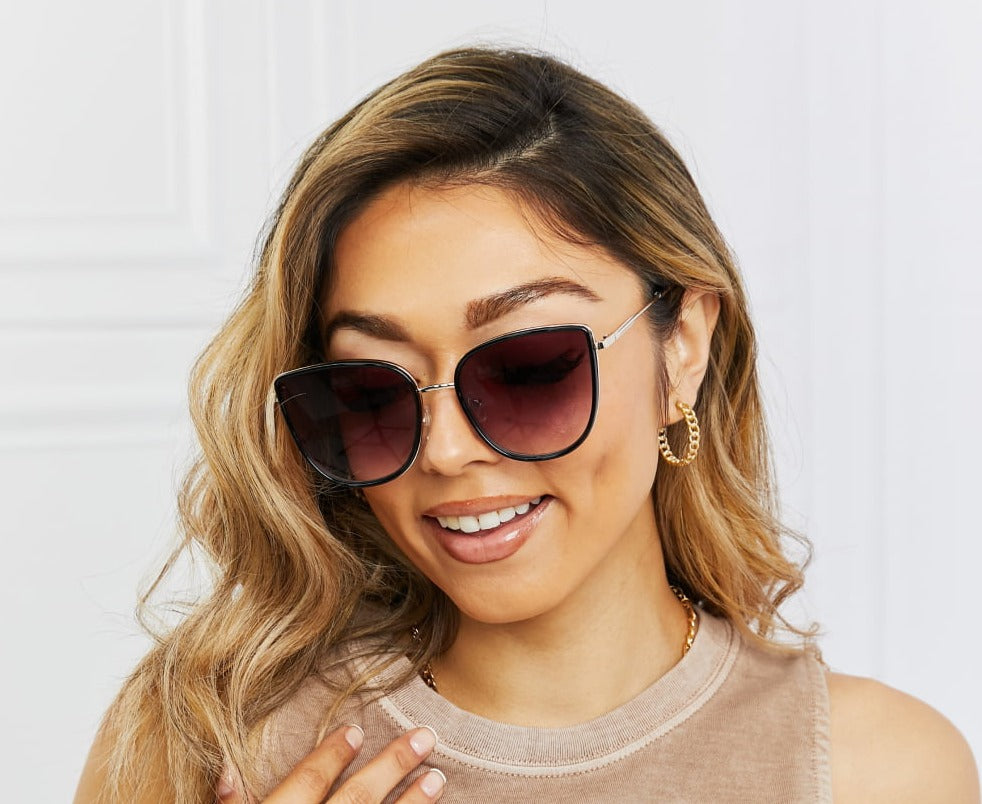 Full Rim Metal-Plastic Hybrid Frame Sunglasses